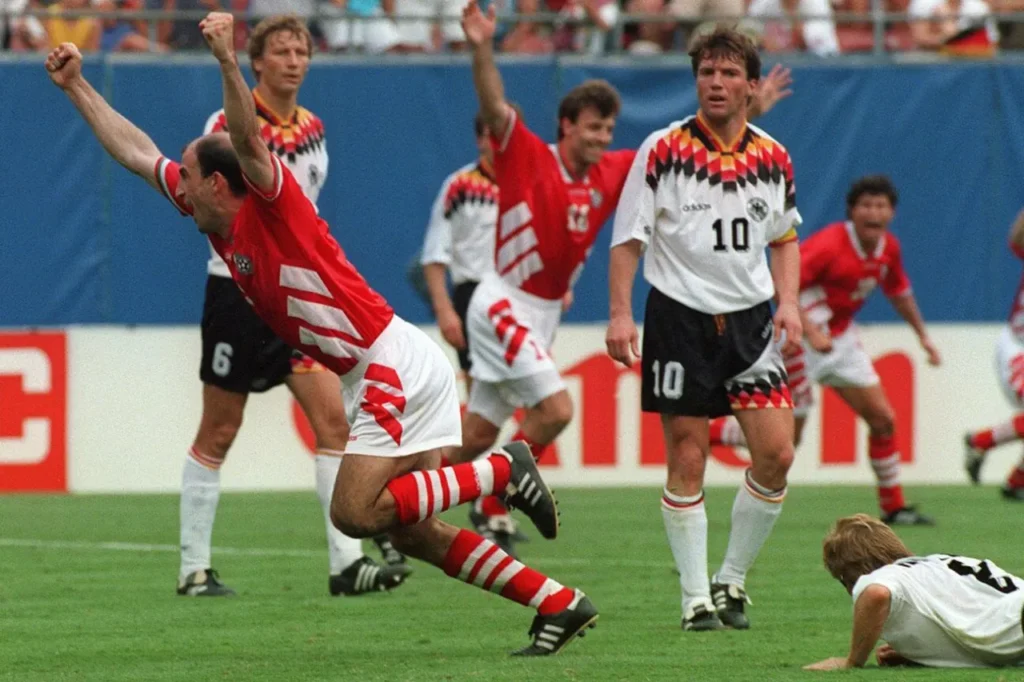 Đức 1-2 Bulgaria (World Cup 1994)