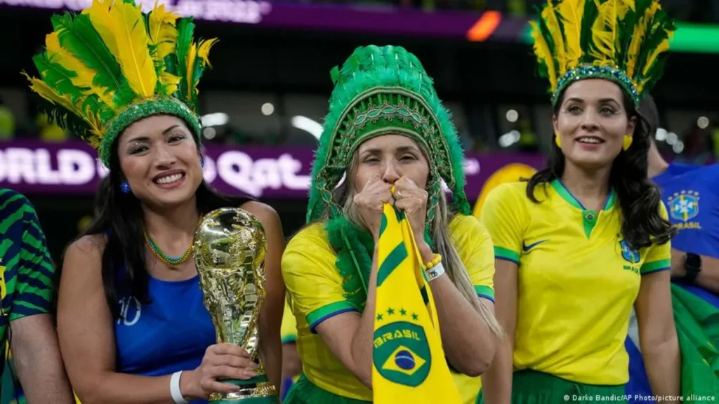 2. Các Chiến Dịch Trục Xuất Quy Mô Lớn